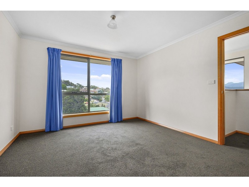 17 Fairview Drive, Kingston TAS 7050