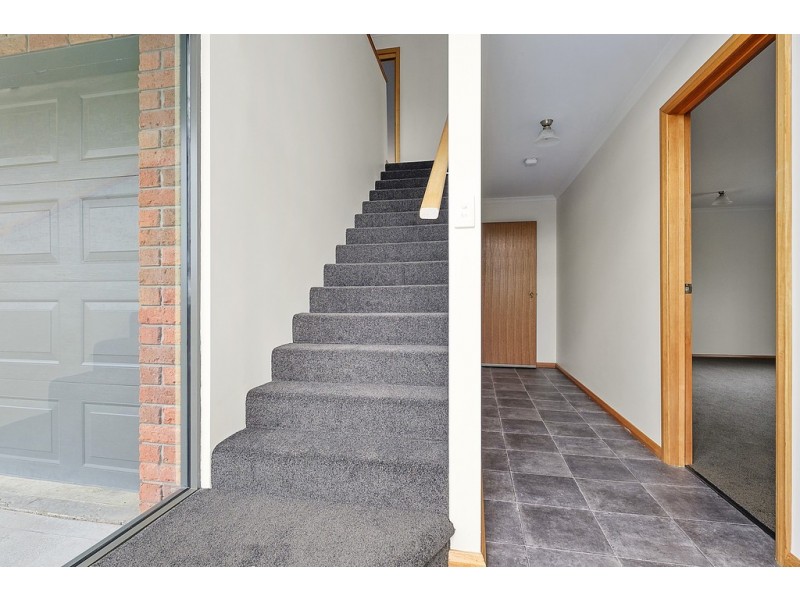 17 Fairview Drive, Kingston TAS 7050