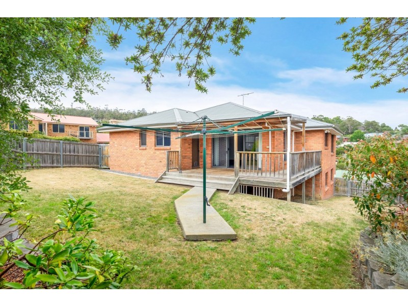 17 Fairview Drive, Kingston TAS 7050
