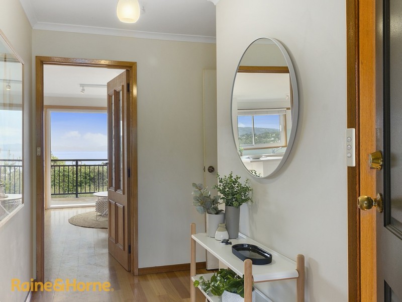 18 Flowerpot Crescent, Blackmans Bay TAS 7052