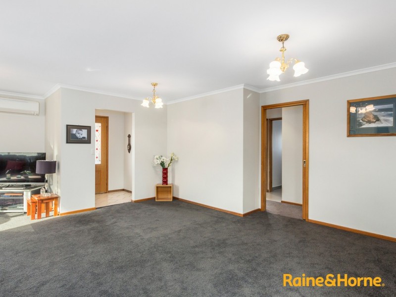 1 Sonnat Drive, Kingston TAS 7050