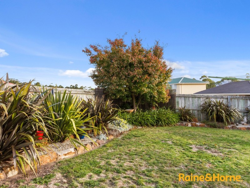 1 Sonnat Drive, Kingston TAS 7050