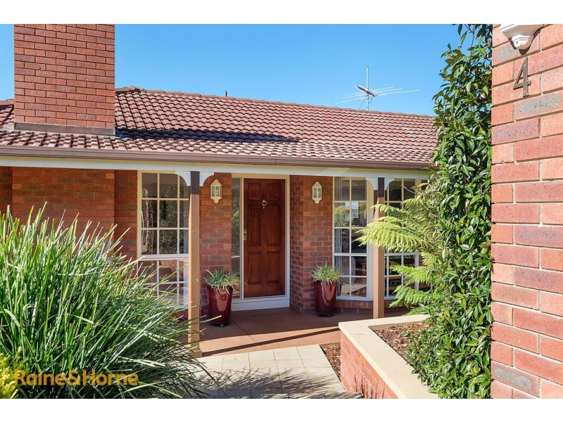 4 Edison Avenue, Blackmans Bay TAS 7052