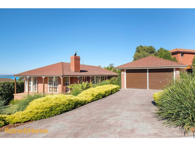 4 Edison Avenue, Blackmans Bay TAS 7052
