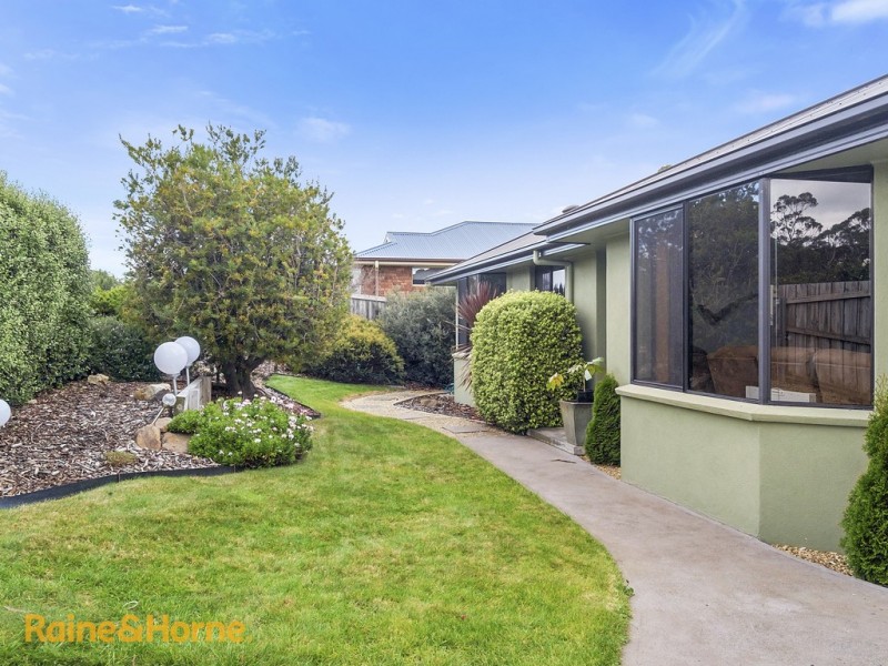 51 Whitewater Crescent, Kingston TAS 7050