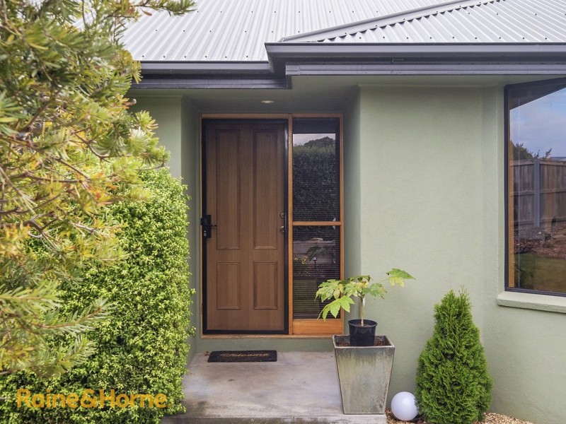 51 Whitewater Crescent, Kingston TAS 7050