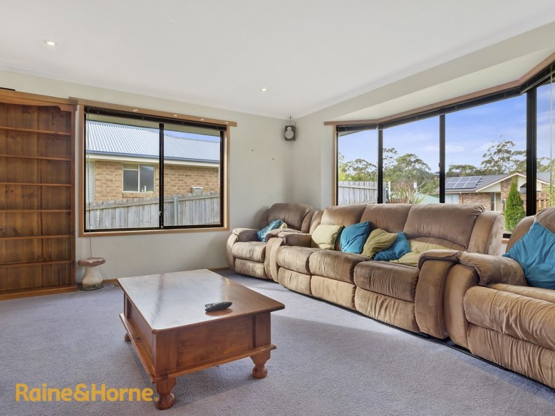 51 Whitewater Crescent, Kingston TAS 7050