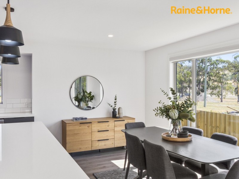 13 Reeves Crescent, Kingston TAS 7050