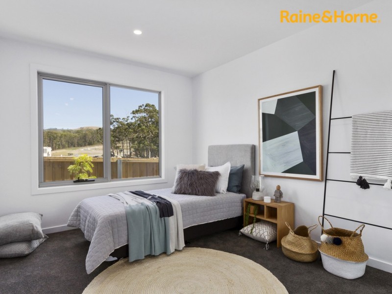 13 Reeves Crescent, Kingston TAS 7050