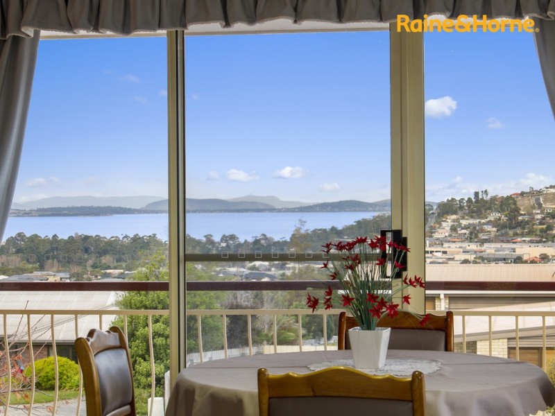 18 Foley Road, Kingston TAS 7050