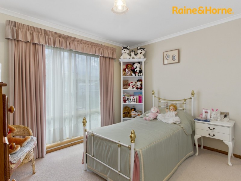 18 Foley Road, Kingston TAS 7050