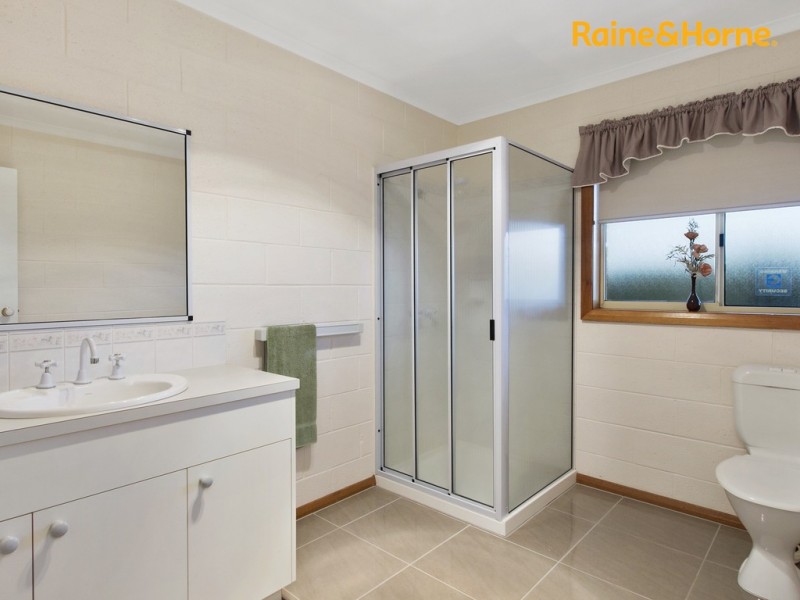18 Foley Road, Kingston TAS 7050