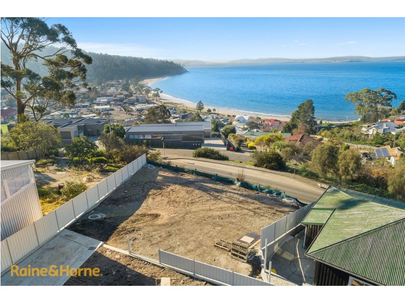 Lot 2/65 Roslyn Avenue, Kingston Beach TAS 7050