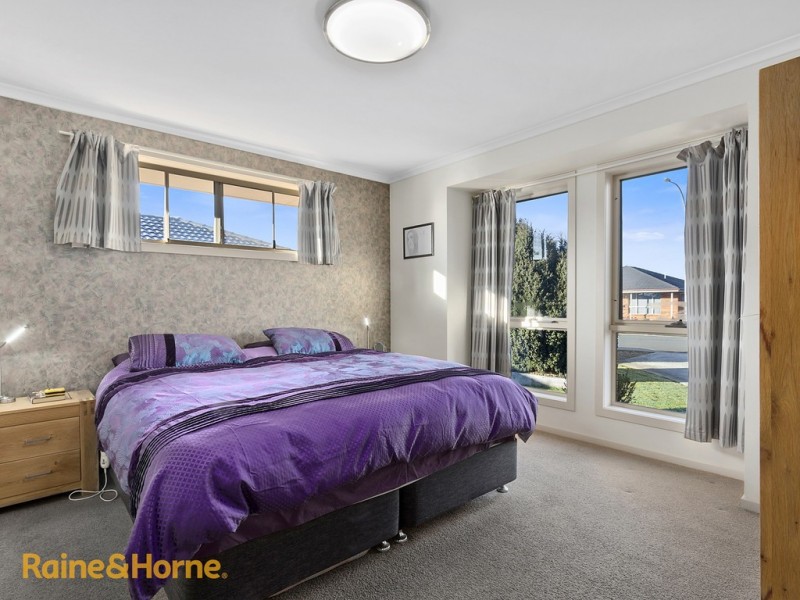 6 Jacaranda Drive, Margate TAS 7054
