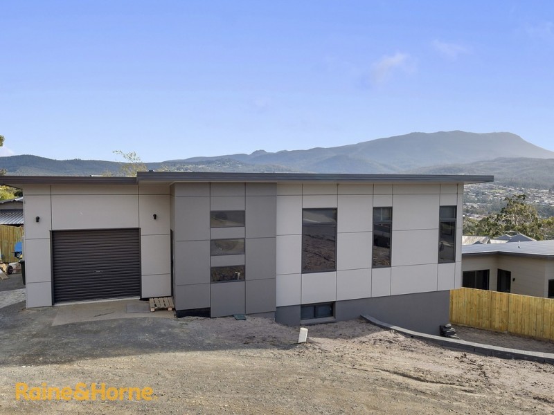 3/49 Hutchins Street, Kingston TAS 7050