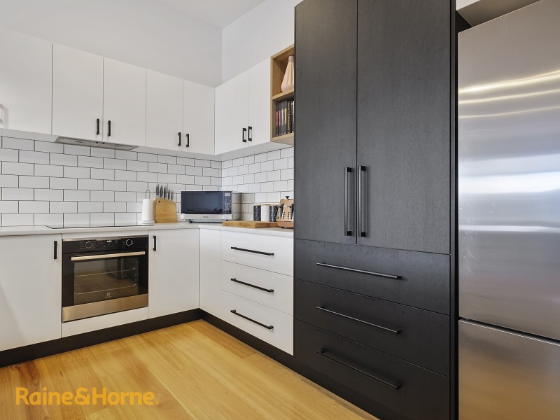 3/49 Hutchins Street, Kingston TAS 7050