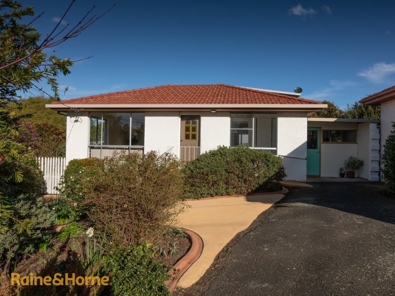 1/44 Crystal Downs Drive, Blackmans Bay TAS 7052