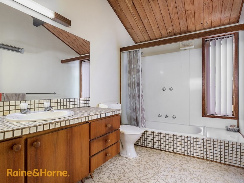 1/19 Nicholas Drive, Kingston Beach TAS 7050