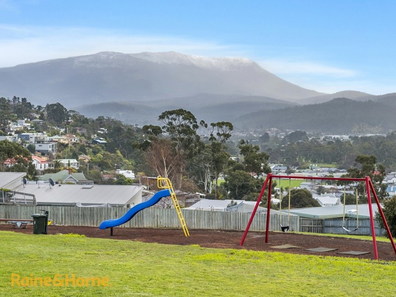 1/19 Nicholas Drive, Kingston Beach TAS 7050