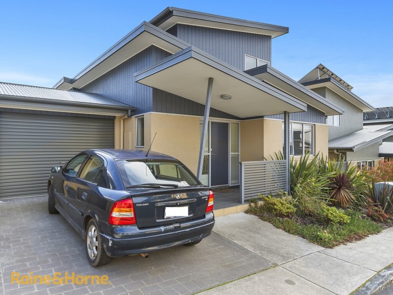 13/10 Dension Street, Kingston TAS 7050