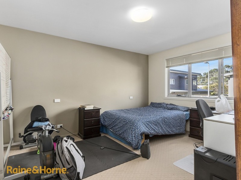 13/10 Dension Street, Kingston TAS 7050