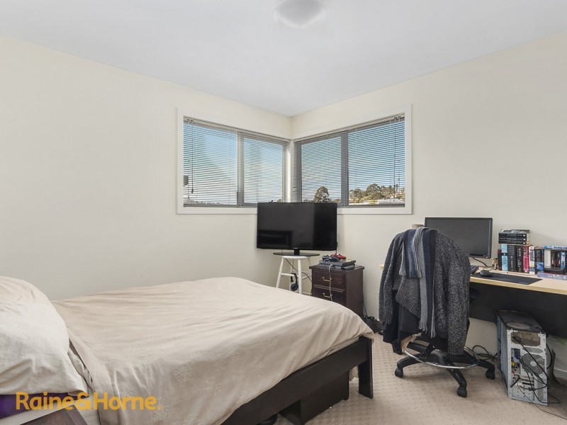 13/10 Dension Street, Kingston TAS 7050