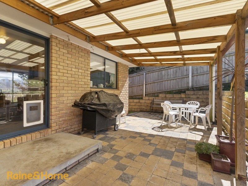 11 Fairview Drive, Kingston TAS 7050