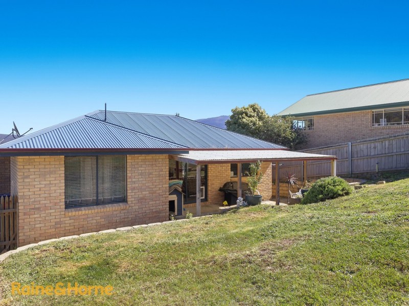 11 Fairview Drive, Kingston TAS 7050