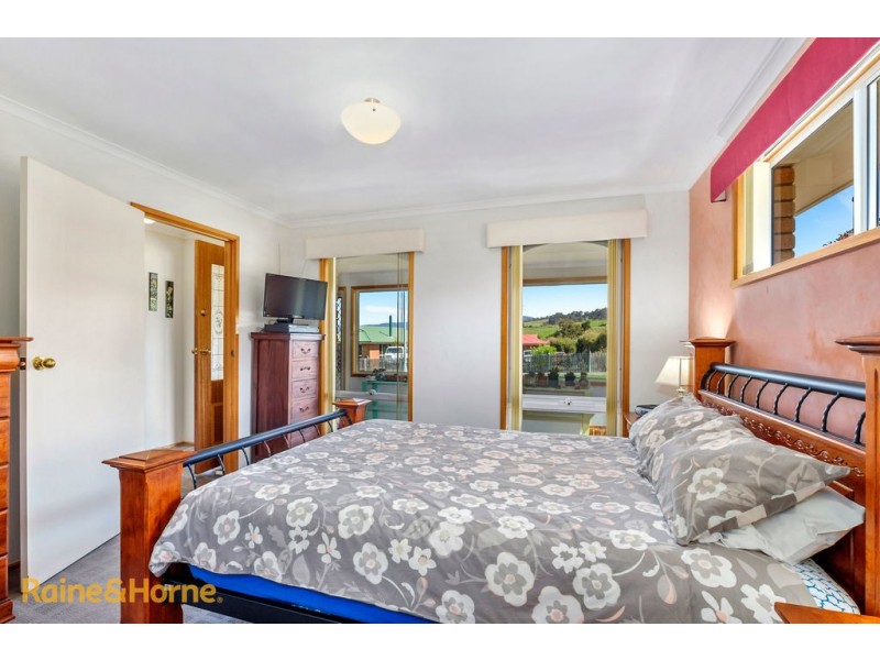19 Mariner Circle, Huntingfield TAS 7055