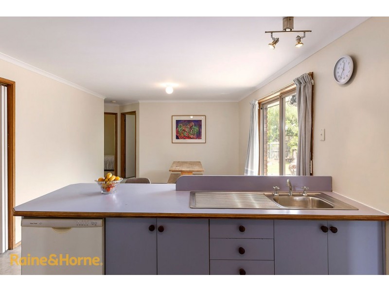 8 Thistle Down, Huntingfield TAS 7055