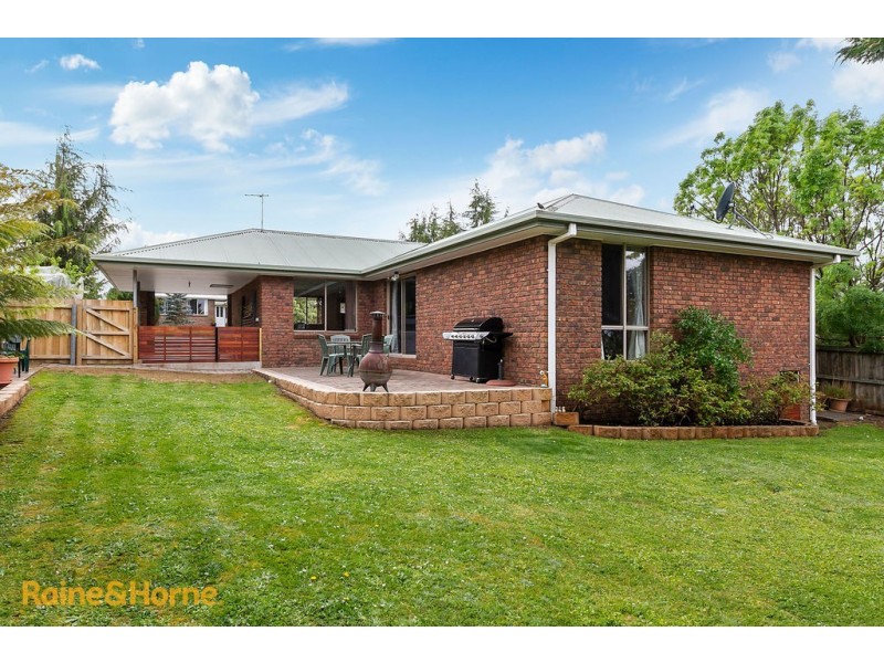 8 Thistle Down, Huntingfield TAS 7055