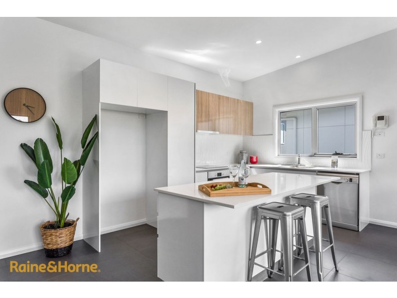 6/25 Powell Road, Blackmans Bay TAS 7052