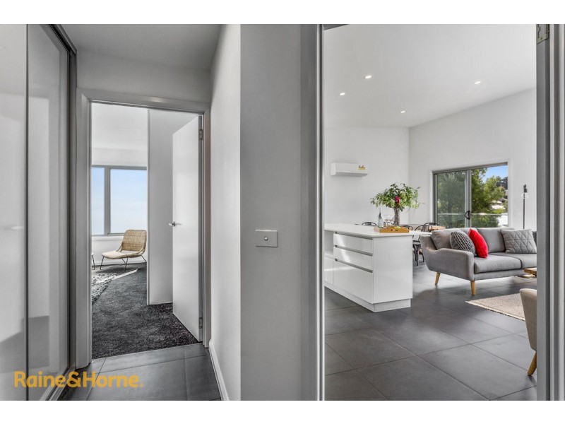 6/25 Powell Road, Blackmans Bay TAS 7052