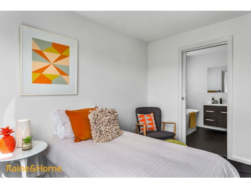 6/25 Powell Road, Blackmans Bay TAS 7052