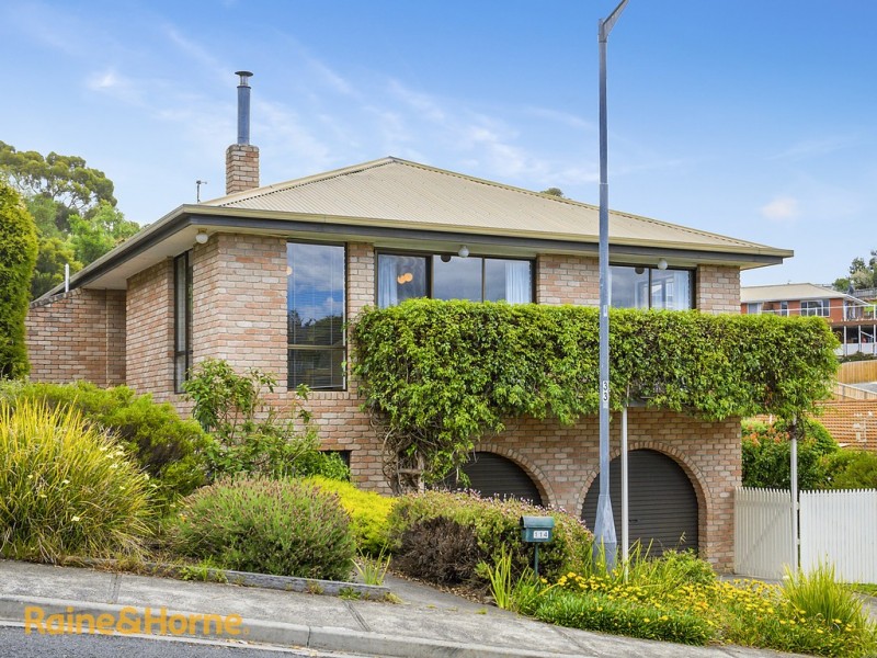 114 Wells Parade, Blackmans Bay TAS 7052