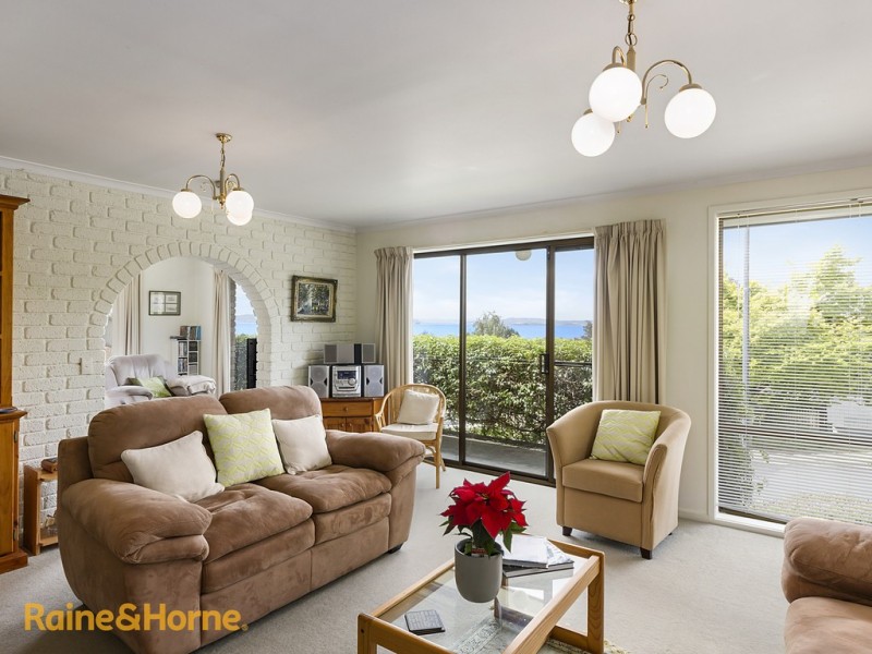 114 Wells Parade, Blackmans Bay TAS 7052