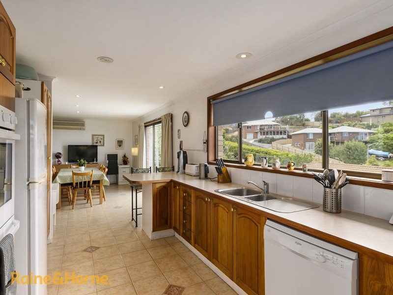 114 Wells Parade, Blackmans Bay TAS 7052