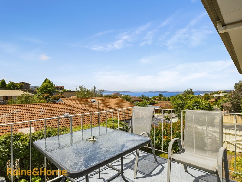 114 Wells Parade, Blackmans Bay TAS 7052