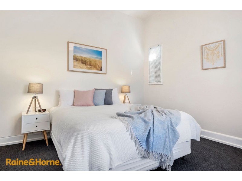 18 Windsor Street, Kingston Beach TAS 7050