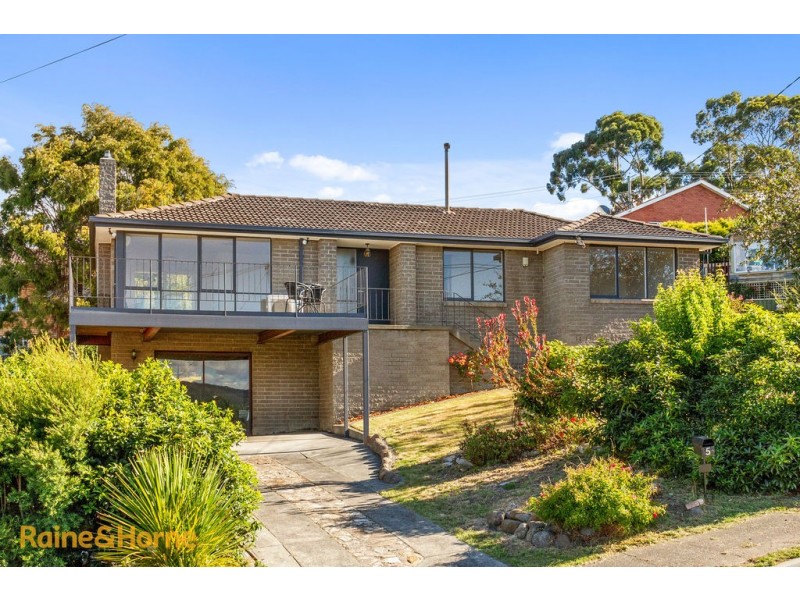 5 Amarina Court, Kingston Beach TAS 7050