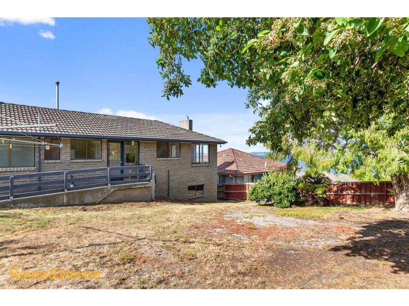 5 Amarina Court, Kingston Beach TAS 7050