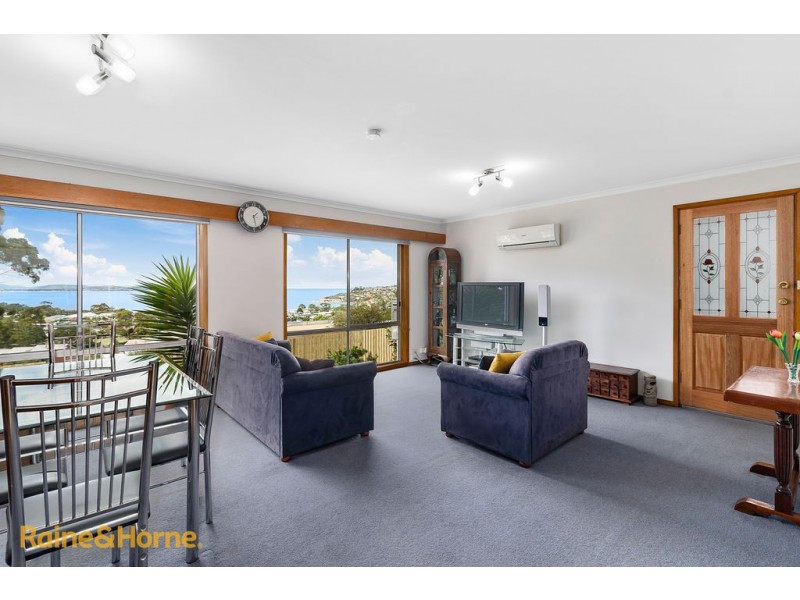 7/30 Pearl Place, Blackmans Bay TAS 7052