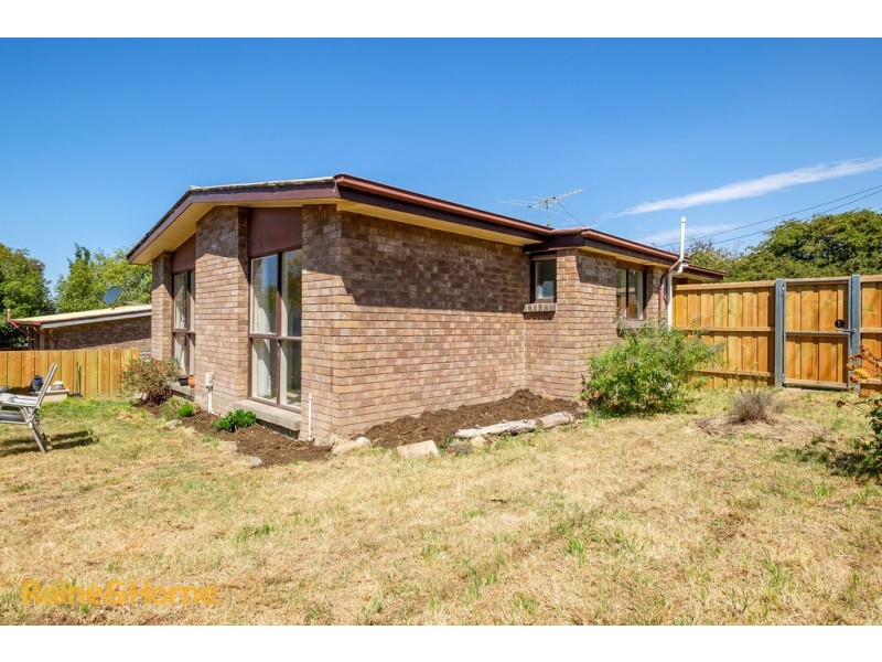 1/158 Roslyn Avenue, Blackmans Bay TAS 7052