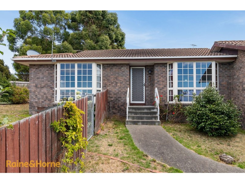 2/13 Diamond Drive, Blackmans Bay TAS 7052