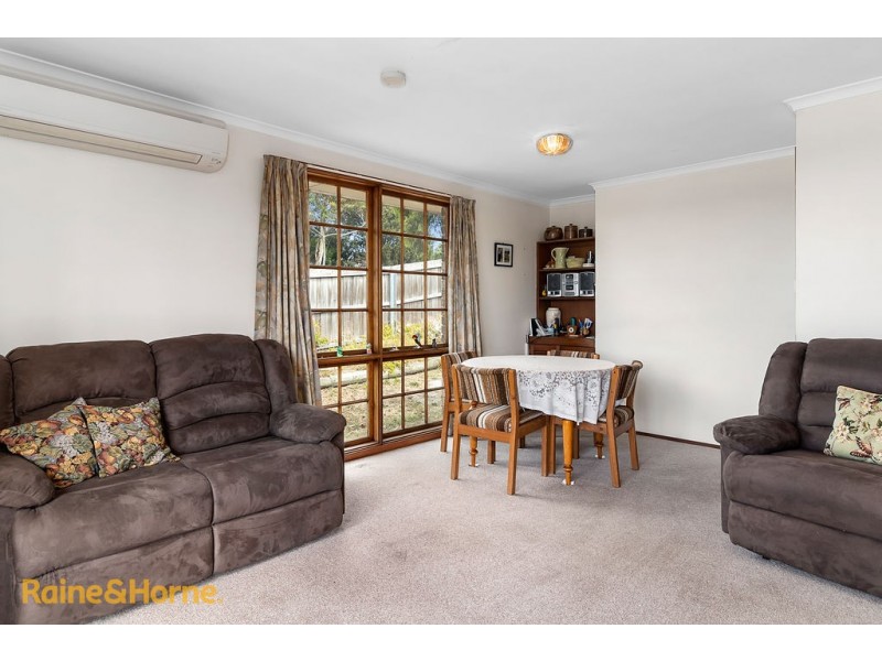 2/13 Diamond Drive, Blackmans Bay TAS 7052