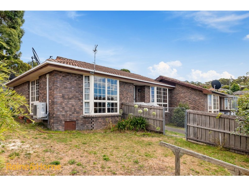 2/13 Diamond Drive, Blackmans Bay TAS 7052