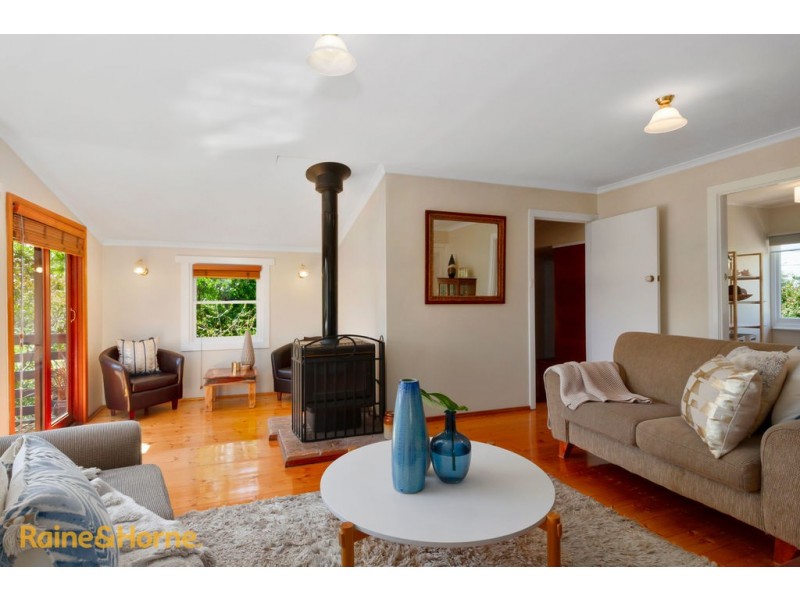 64 Auburn Road, Kingston Beach TAS 7050