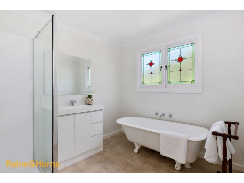 64 Auburn Road, Kingston Beach TAS 7050