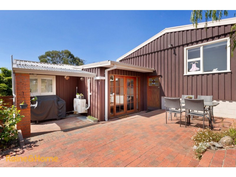 64 Auburn Road, Kingston Beach TAS 7050