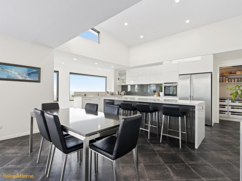 75 Burwood Drive, Blackmans Bay TAS 7052
